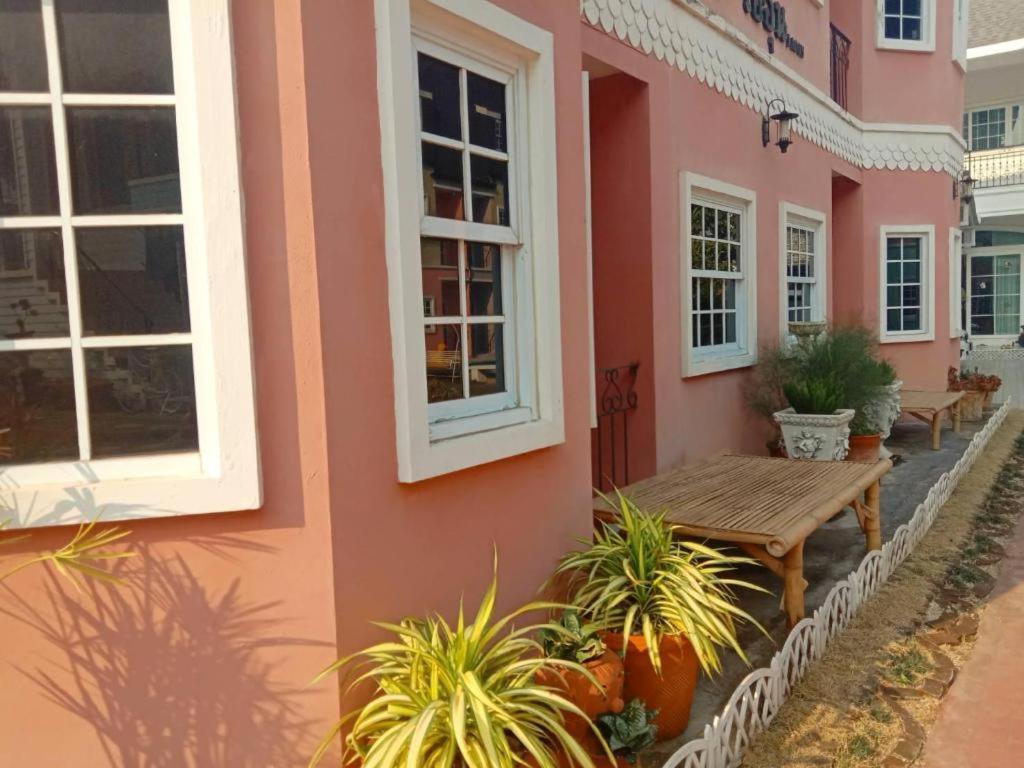 Na Banmae Resort Λαμπάνγκ Εξωτερικό φωτογραφία
